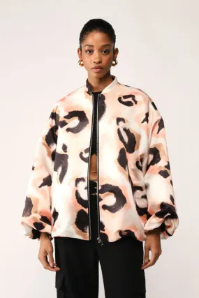 Giubbotto fantasia animalier con maniche volume